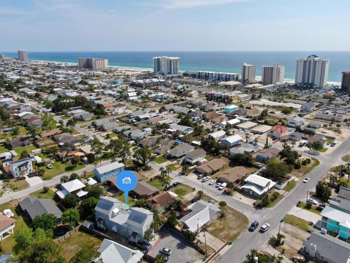 Beachlife Unit B Getaway Sleeps 10 Holiday home